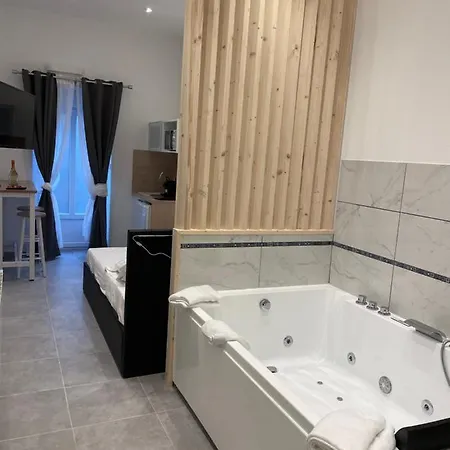 Apartment Les Bulles De Mona 