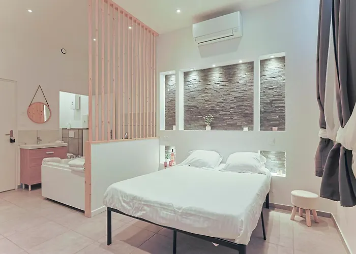Apartment Les Bulles De Mona - Lola - - Clim