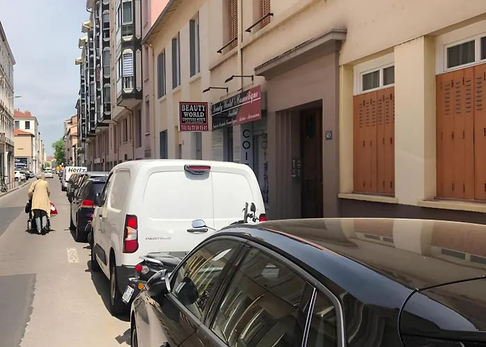 Les Bulles De Mona - Lola - - Clim *